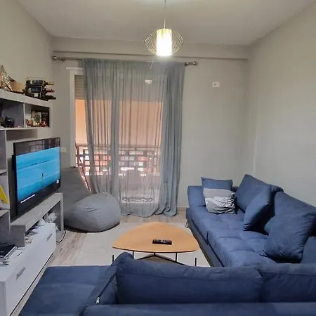 Cozy Apartament In Apartment Tirana
